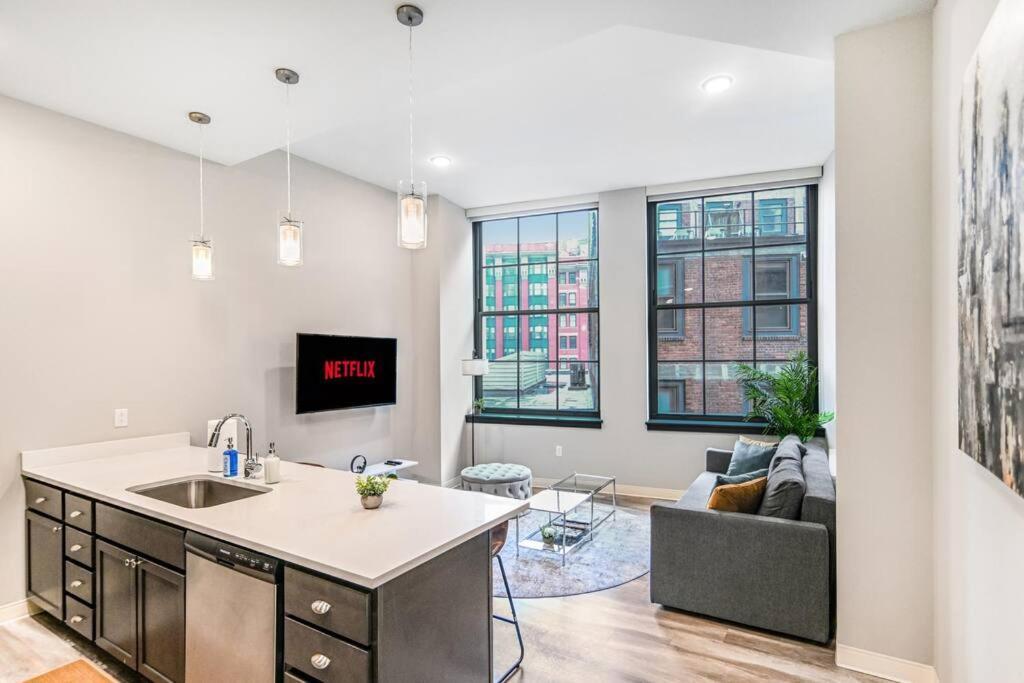 Heart Of Dt - Pool & Steam At Playhouse Square 315 Appartamento